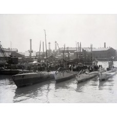 Захваченные немецкие субмарины в Бруклинской гавани,1919г.