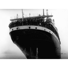 Пазл Эмигранты на корме парохода <Бремен>. размеры до 60×90см, 1536эл.