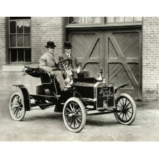 Генри Форд тестирует Ford-N.1905г.