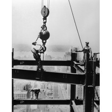 Пазл Рабочий на балке при строительстве Эмпайр Стэйт билдинг. размеры до 60×90см, 1536эл.