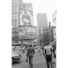 Пазл Рекламный щит на Таймс сквер,1982г. размеры до 60×90см, 1536эл.