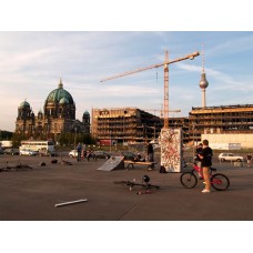 Пазл Разделительная зона,Берлин. размеры до 60×90см, 1536эл.