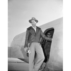 Пазл Howard Hughes-02-1 размеры до 60×90см, 1536эл.